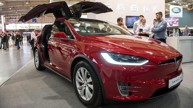 Tesla, koronavirüs tedbirlerine rağmen ABD'deki fabrikasını açıyor Uluslararası Ekonomi  